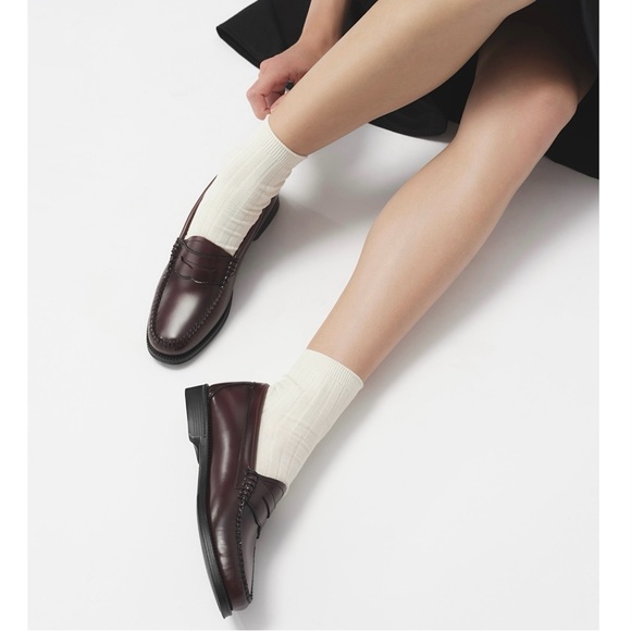 GH Bass Whitney Penny Loafer Dark Brown - Picture 1 of 16